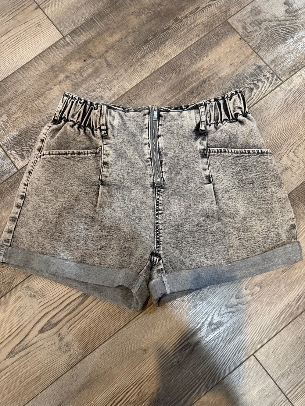 High-Rise Washed Black Women's Denim Shorts with Front Zip